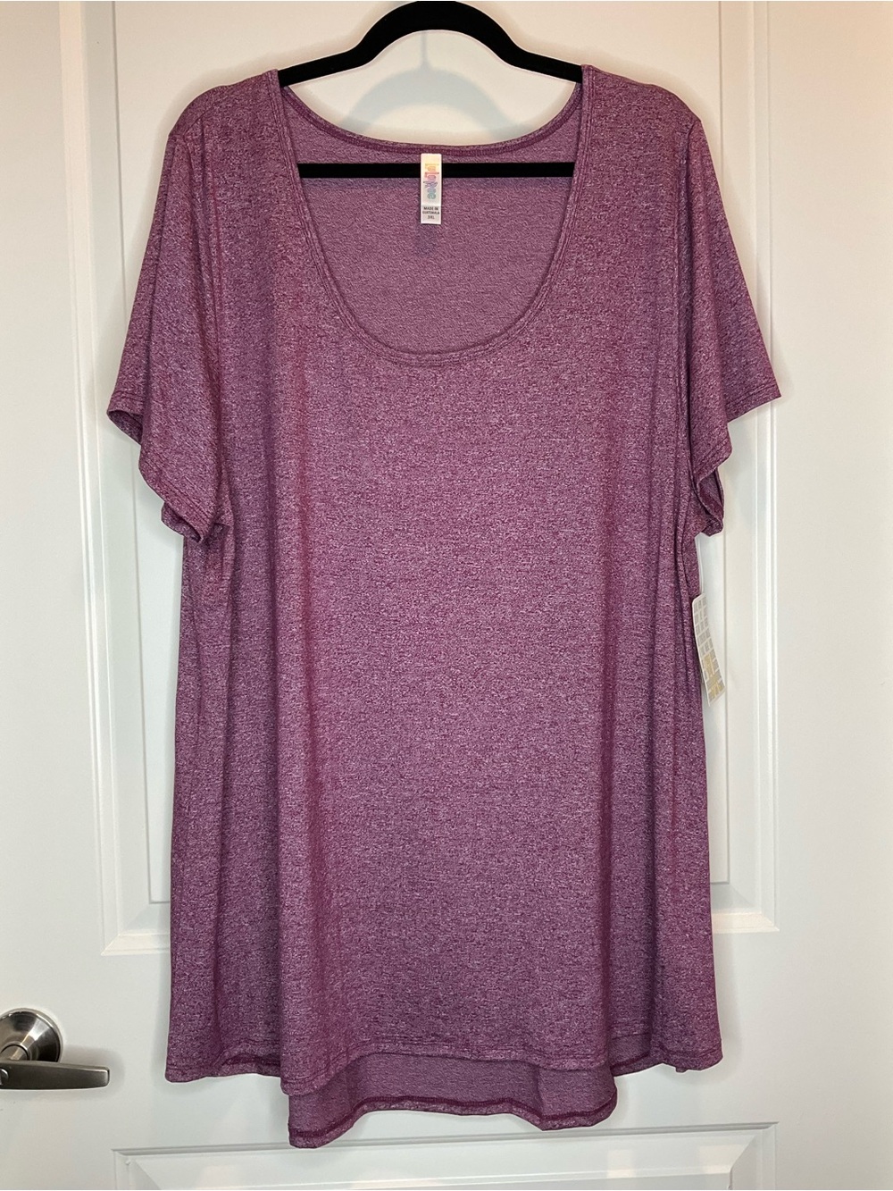 LuLaRoe Classic Scoop Neck Short Sleeve Top - Berry 3XL